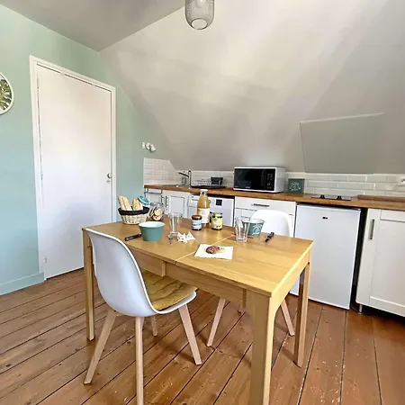 Apartment Renove 16m² Au Coeur De - Equipe Avec Wifi - Fr-1-646-56 *